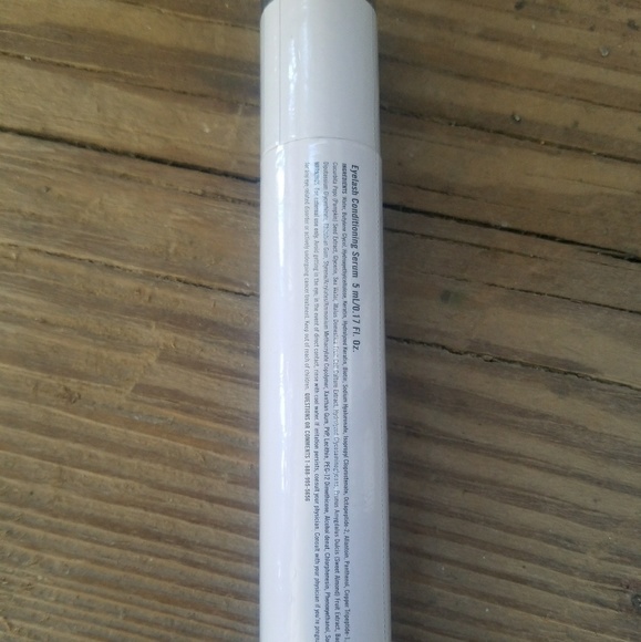 Rodan and Fields Lash Boost NIB sealed - Picture 2 of 3